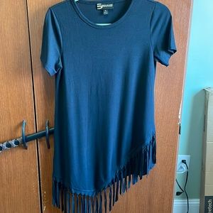 Black high low shirt by Serena Williams size xs